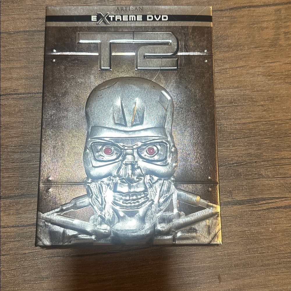 T2 Extreme DVD with Metallic Cover